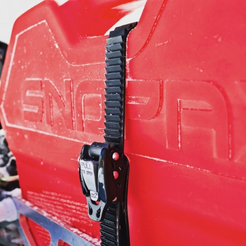SnopaX gasoline pack spout and cap